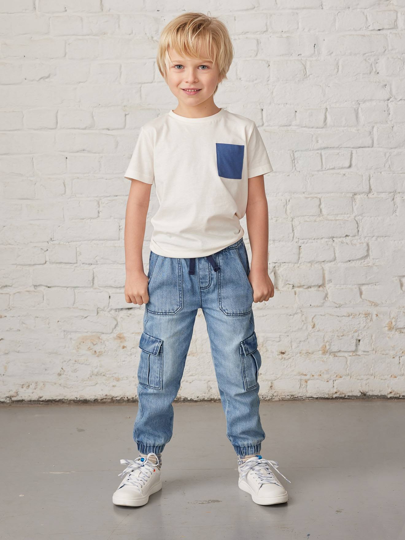 https://kids-avenue.com.ua/pages/gallery/5817/pantalon-battle-denim-garcon-facile-a-enfiler (1).jpg